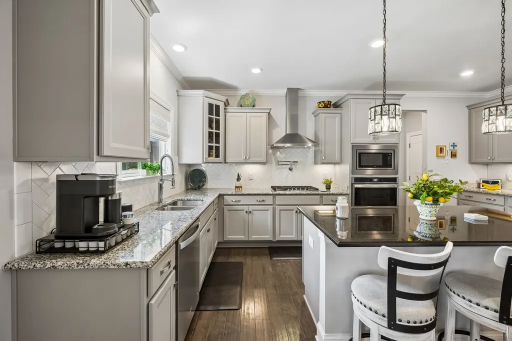 1512 Davidge Drive Nashville TN 37221