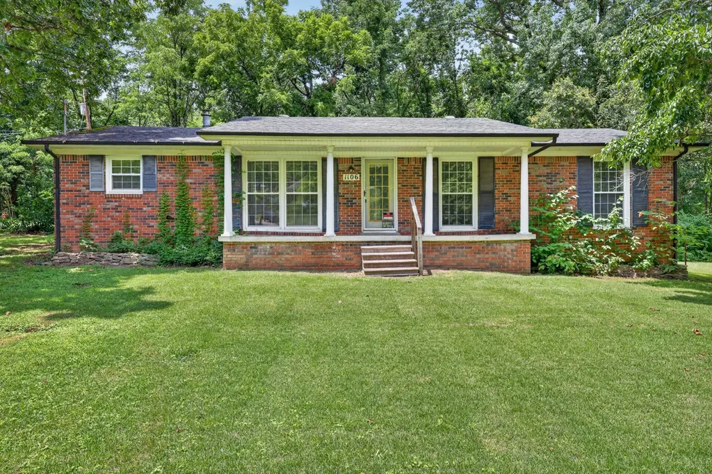 1106 Rainbow Circle Westmoreland TN 37186