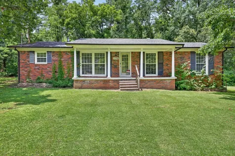 1106 Rainbow Circle Westmoreland TN 37186