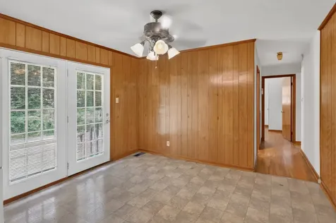 1106 Rainbow Circle Westmoreland TN 37186