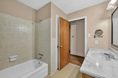 1106 Rainbow Circle Westmoreland TN 37186