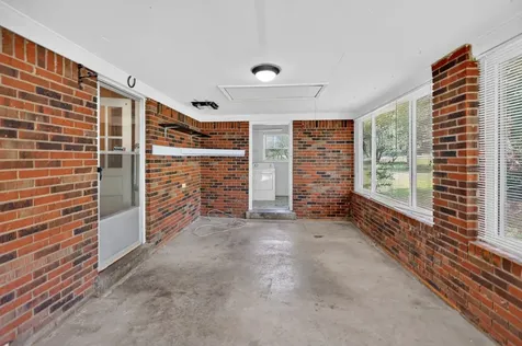 1106 Rainbow Circle Westmoreland TN 37186
