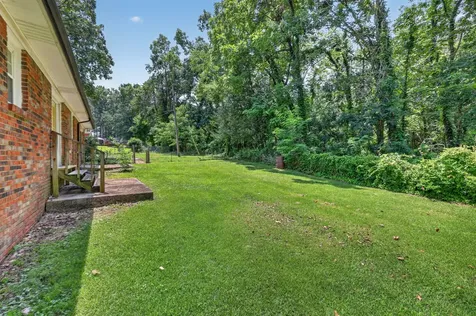 1106 Rainbow Circle Westmoreland TN 37186