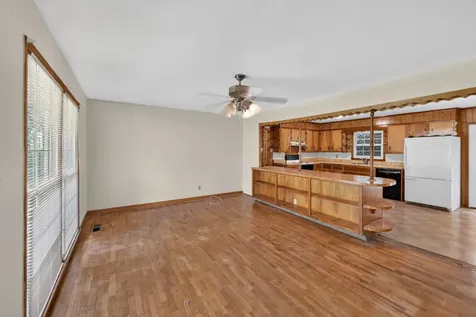 1106 Rainbow Circle Westmoreland TN 37186