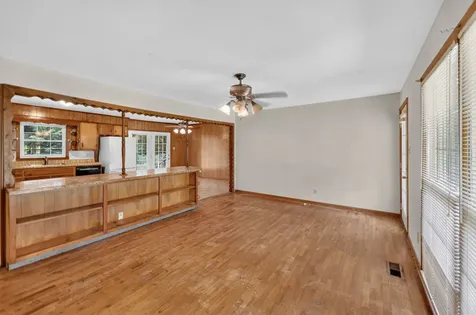 1106 Rainbow Circle Westmoreland TN 37186