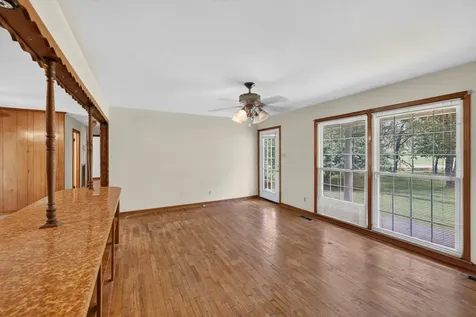 1106 Rainbow Circle Westmoreland TN 37186