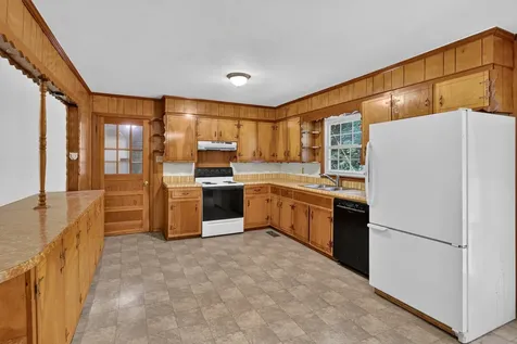 1106 Rainbow Circle Westmoreland TN 37186