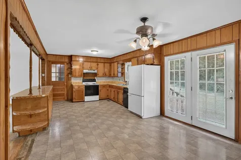 1106 Rainbow Circle Westmoreland TN 37186