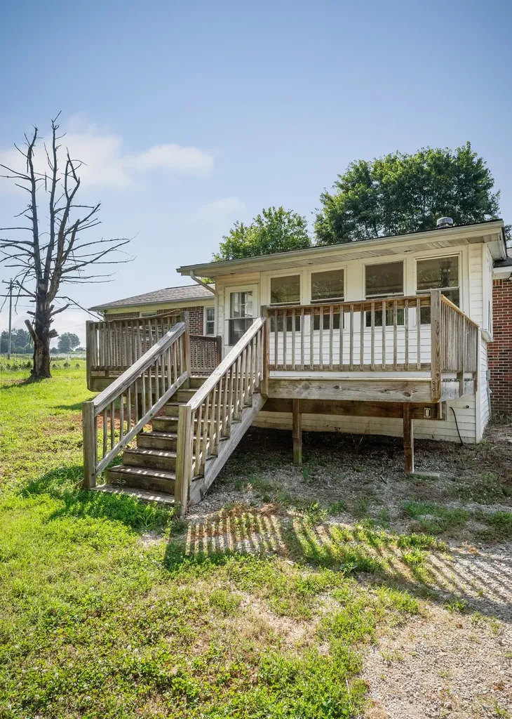 2363 Old Rock Island Road Rock Island TN 38581