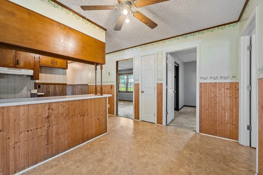 2363 Old Rock Island Road Rock Island TN 38581