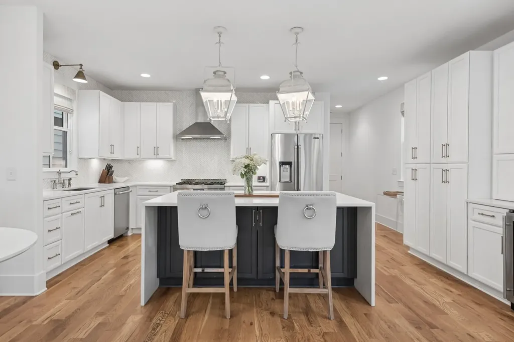 809 45th Avenue Nashville TN 37209