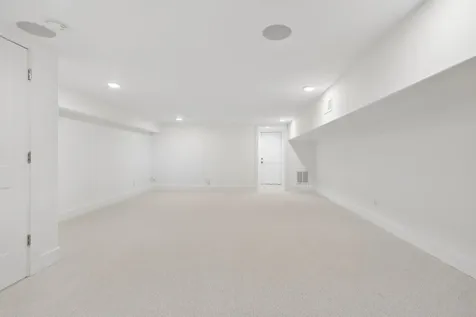 809 45th Avenue Nashville TN 37209