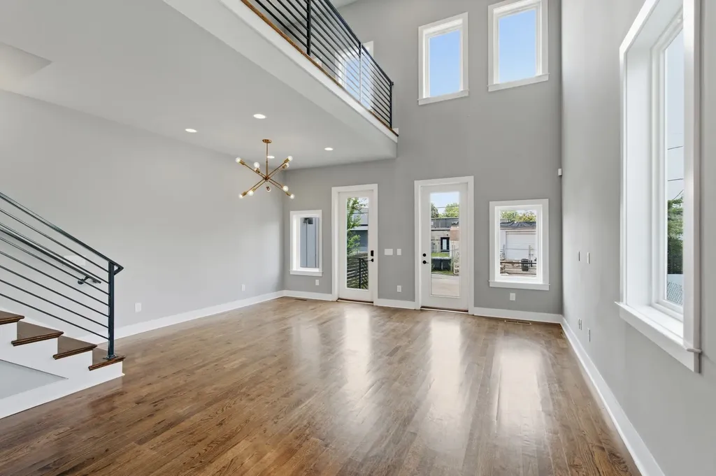 1061 2nd Ave, S Nashville TN 37210