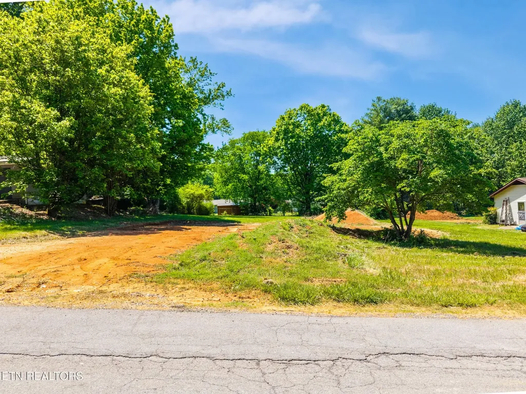 827 Walker Avenue Seymour TN 37865