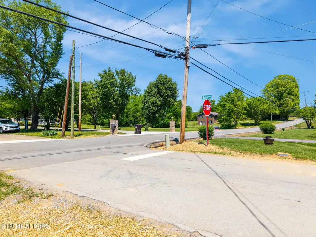 827 Walker Avenue Seymour TN 37865