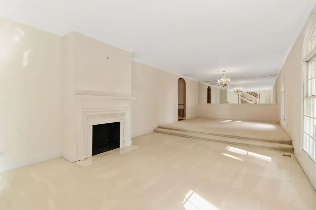 363 Fairway Drive Clarksville TN 37043