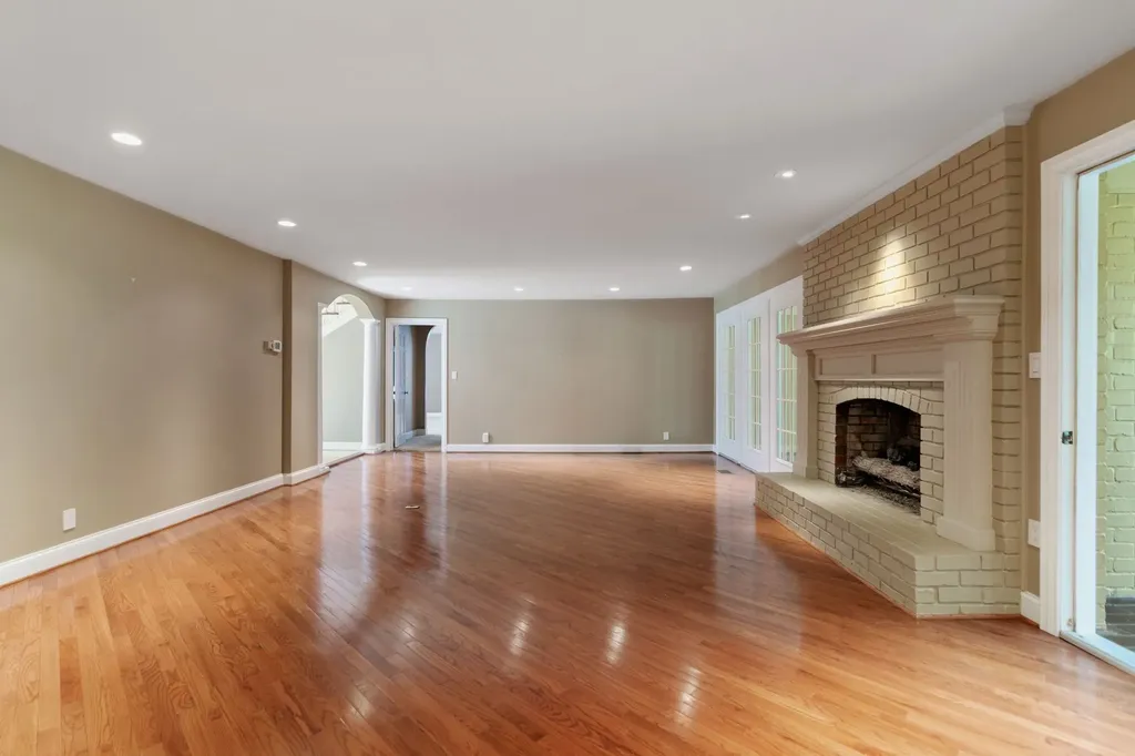 363 Fairway Drive Clarksville TN 37043