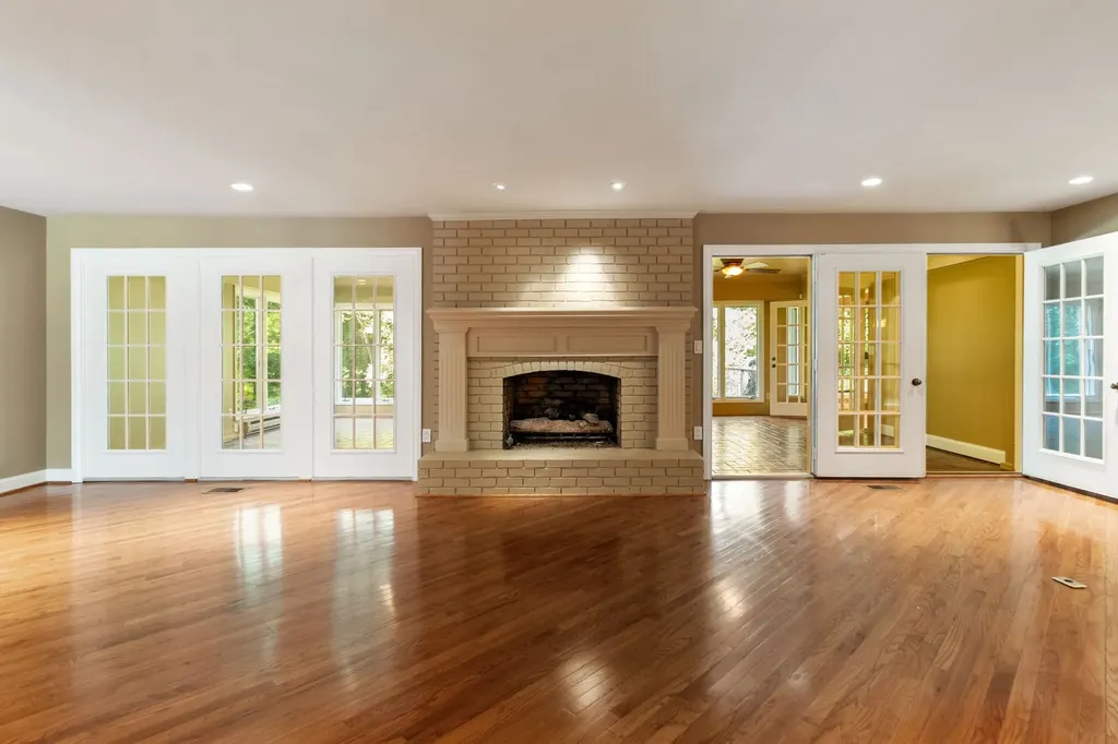 363 Fairway Drive Clarksville TN 37043