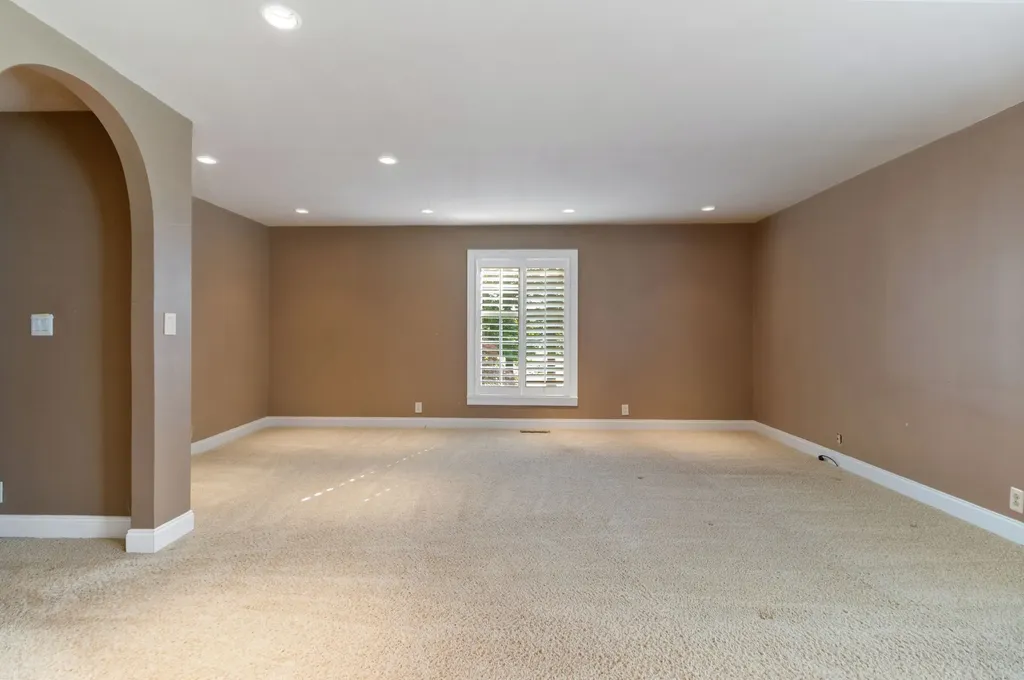 363 Fairway Drive Clarksville TN 37043
