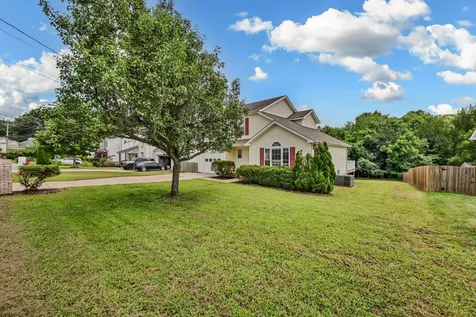 1445 Buchanon Drive Clarksville TN 37042