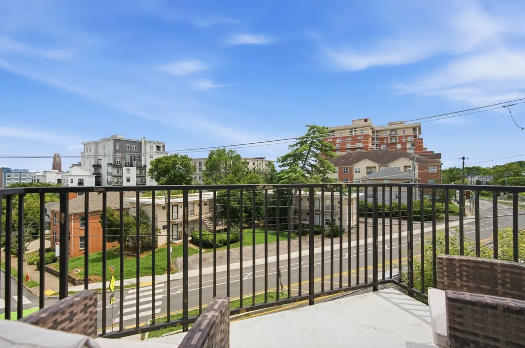 205 31st Ave, N Nashville TN 37203