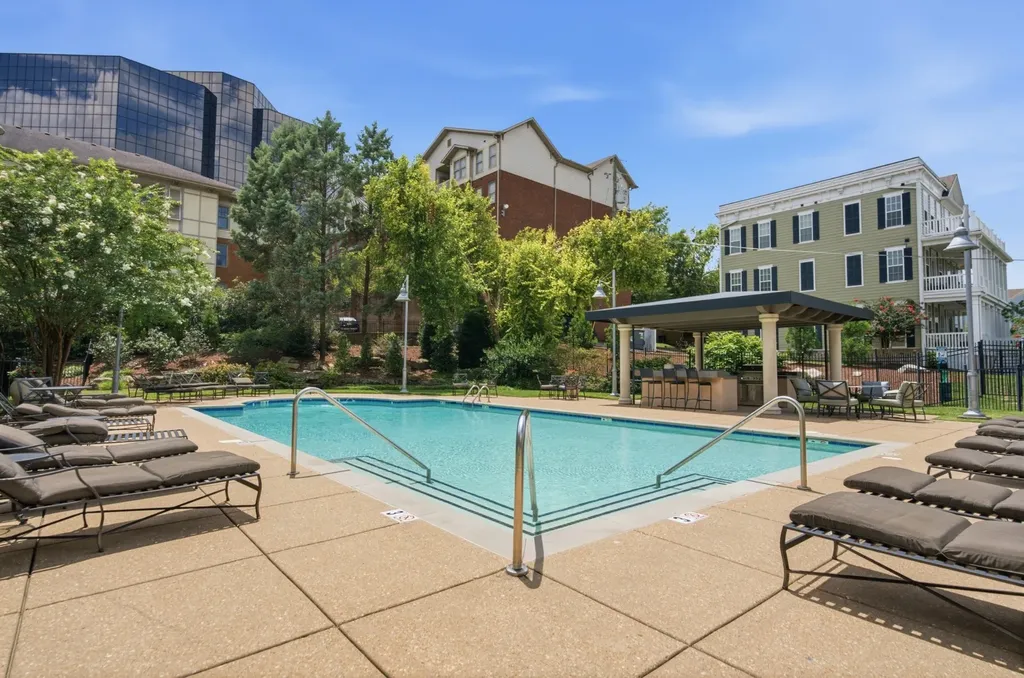 205 31st Ave, N Nashville TN 37203