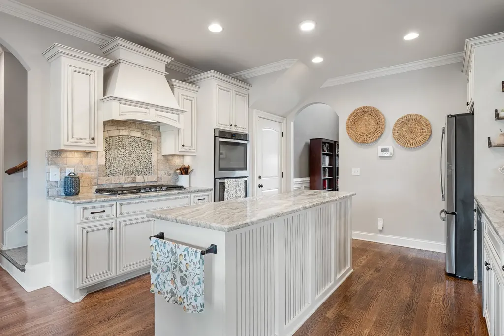 2726 Cherrydale Drive Lebanon TN 37087