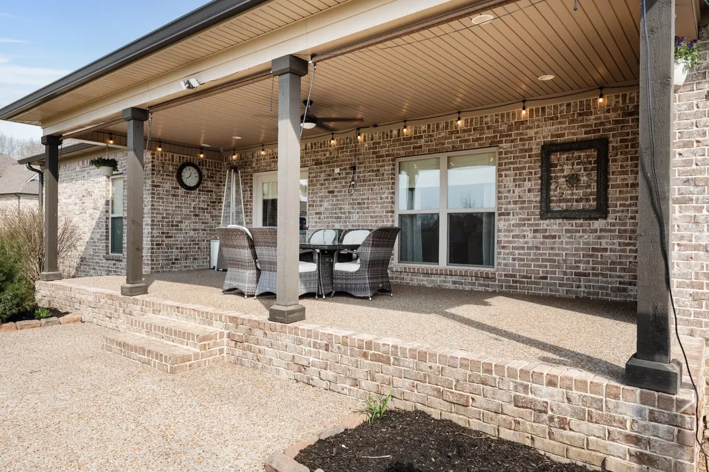 2726 Cherrydale Drive Lebanon TN 37087