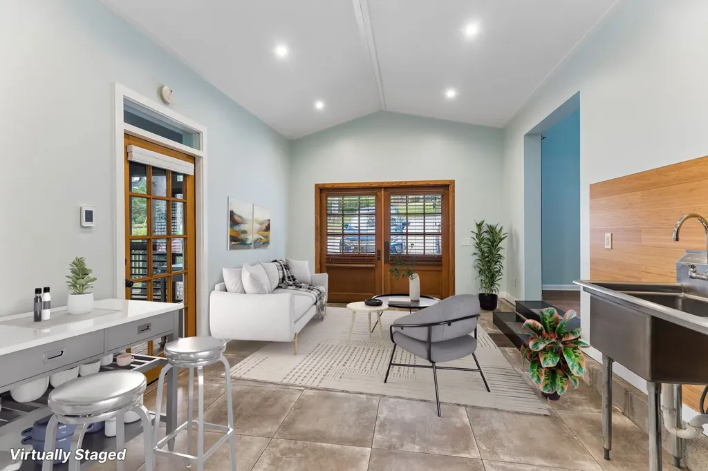 2311 Mcgavock Pike Nashville TN 37216