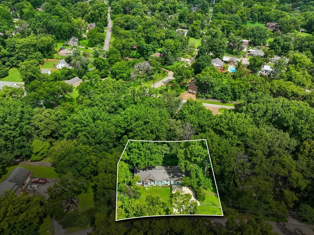 2311 Mcgavock Pike Nashville TN 37216
