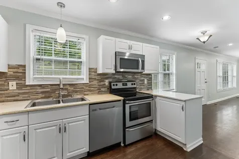 2311 Mcgavock Pike Nashville TN 37216