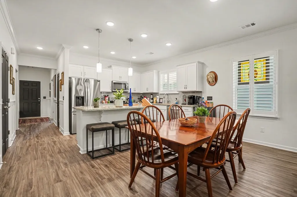 241 Brook Avenue White House TN 37188