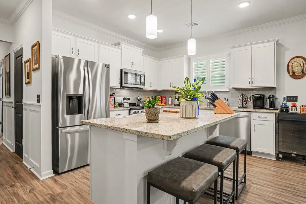 241 Brook Avenue White House TN 37188