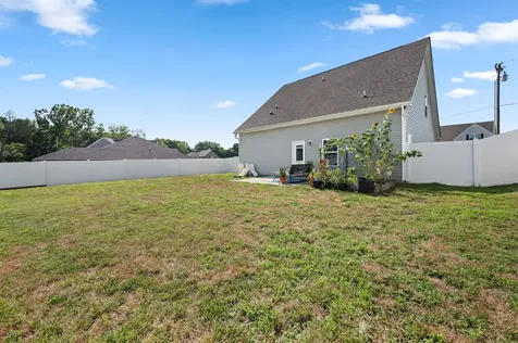 413 Windyhill Street Murfreesboro TN 37129