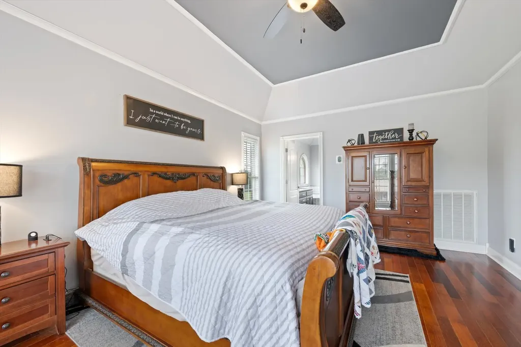 2155 Lake Road Greenbrier TN 37073