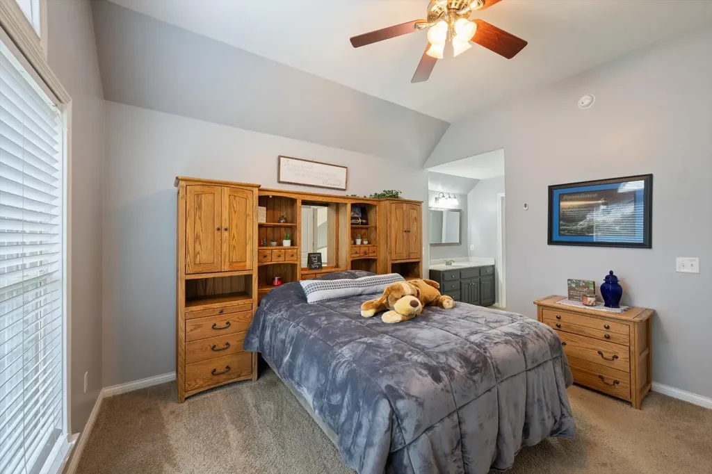 2155 Lake Road Greenbrier TN 37073
