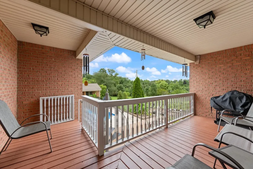 2155 Lake Road Greenbrier TN 37073