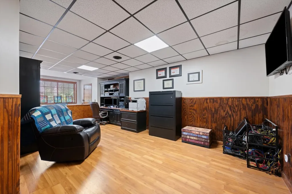 2155 Lake Road Greenbrier TN 37073