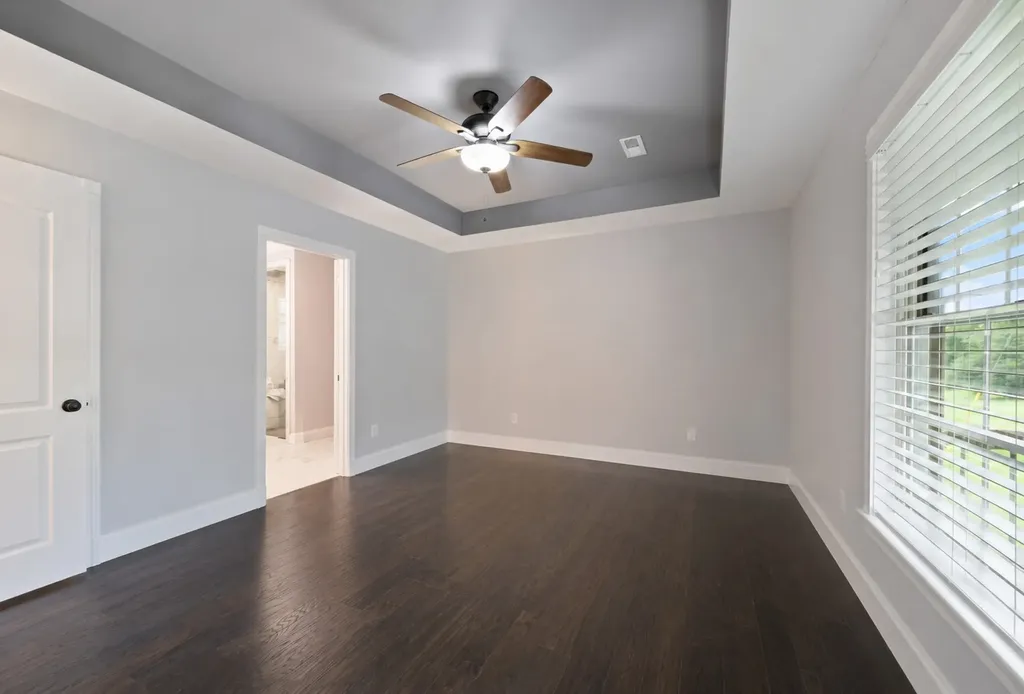 2155 Lake Road Greenbrier TN 37073