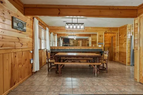 2834 Florence Drive Pigeon Forge TN 37863