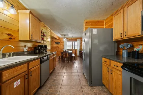 2834 Florence Drive Pigeon Forge TN 37863