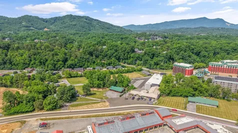 2834 Florence Drive Pigeon Forge TN 37863
