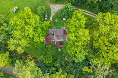 1150 Bell Hollow Road Vanleer TN 37181