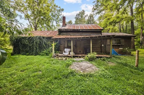 1150 Bell Hollow Road Vanleer TN 37181