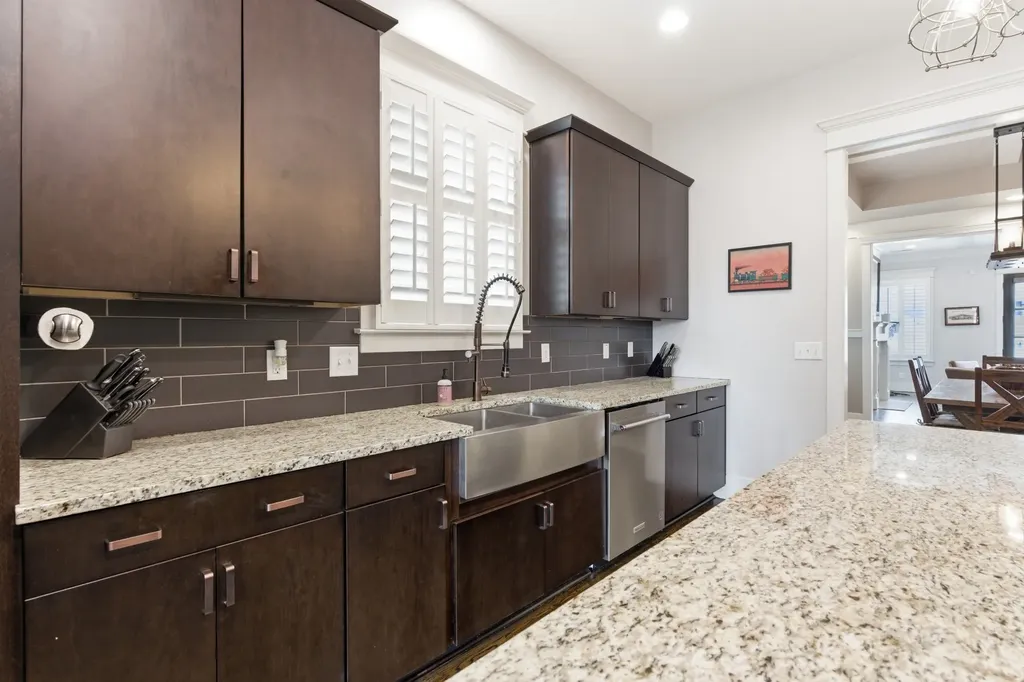 1034 Burchwood Avenue Nashville TN 37216