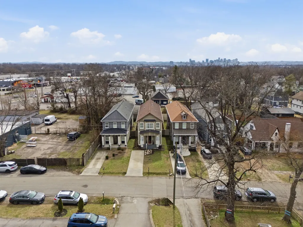 1034 Burchwood Avenue Nashville TN 37216