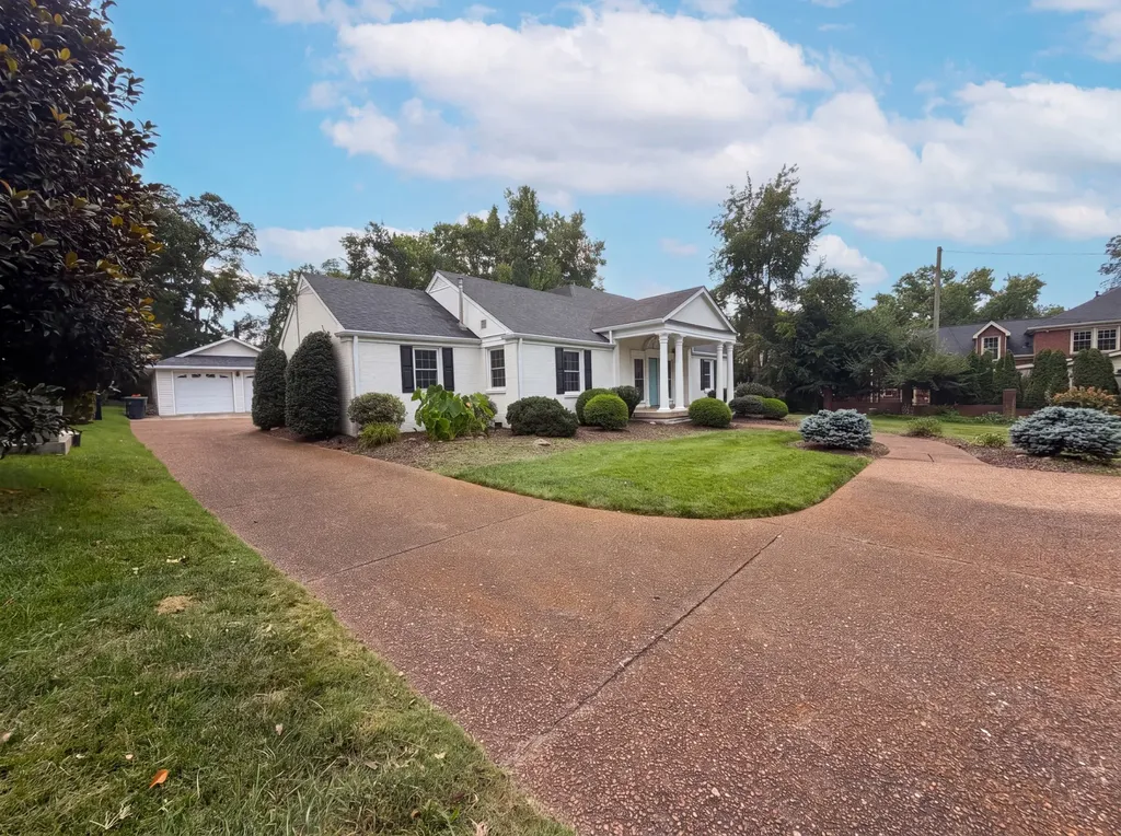 608 Estes Road Nashville TN 37215
