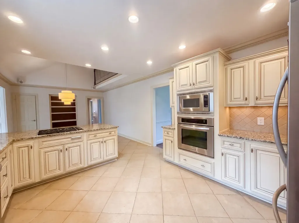 608 Estes Road Nashville TN 37215