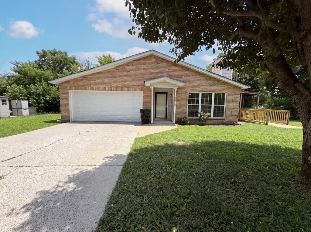 499 Holland Ridge Drive La Vergne TN 37086