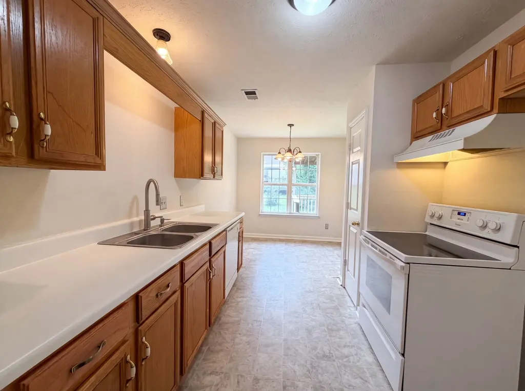 499 Holland Ridge Drive La Vergne TN 37086